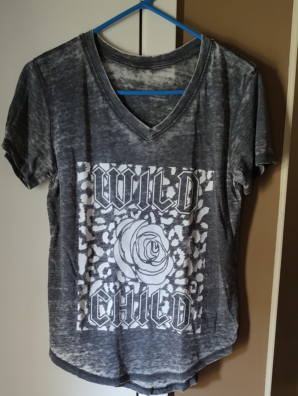 Kohl's Tee, Women's Size Medium